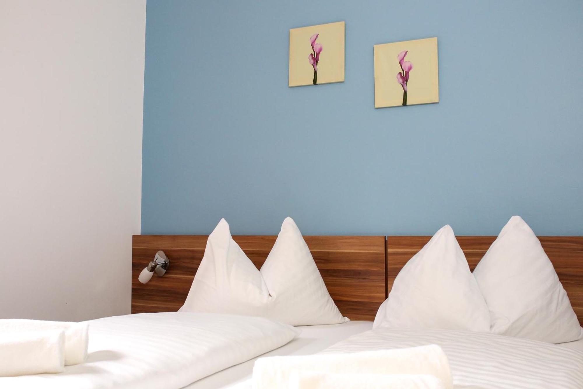 Self-Check In Apartmenthotel Seeglueck Pörtschach am Wörthersee Buitenkant foto