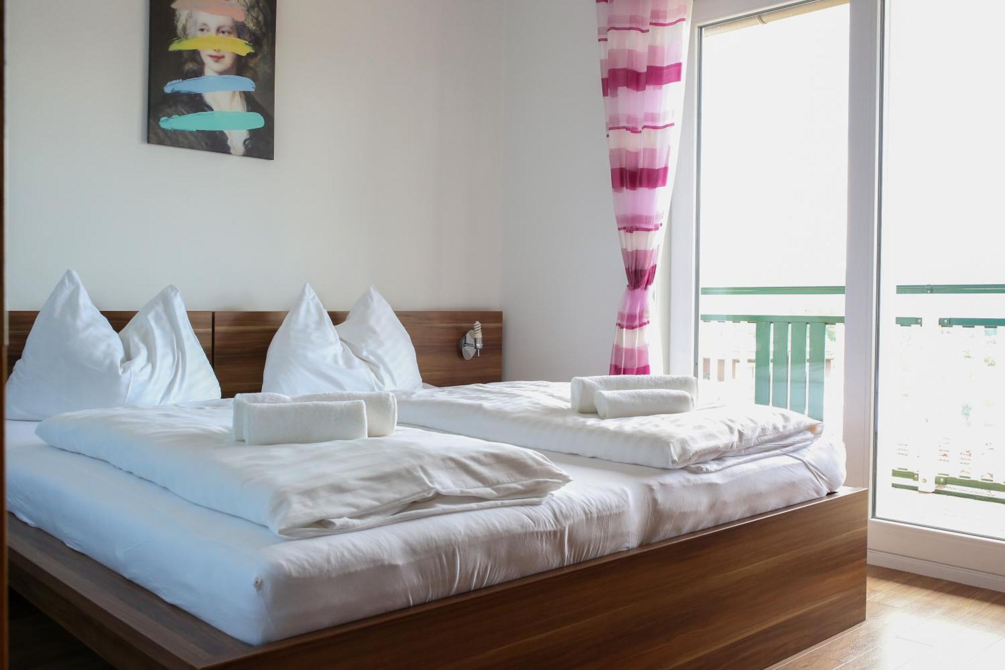 Self-Check In Apartmenthotel Seeglueck Pörtschach am Wörthersee Buitenkant foto