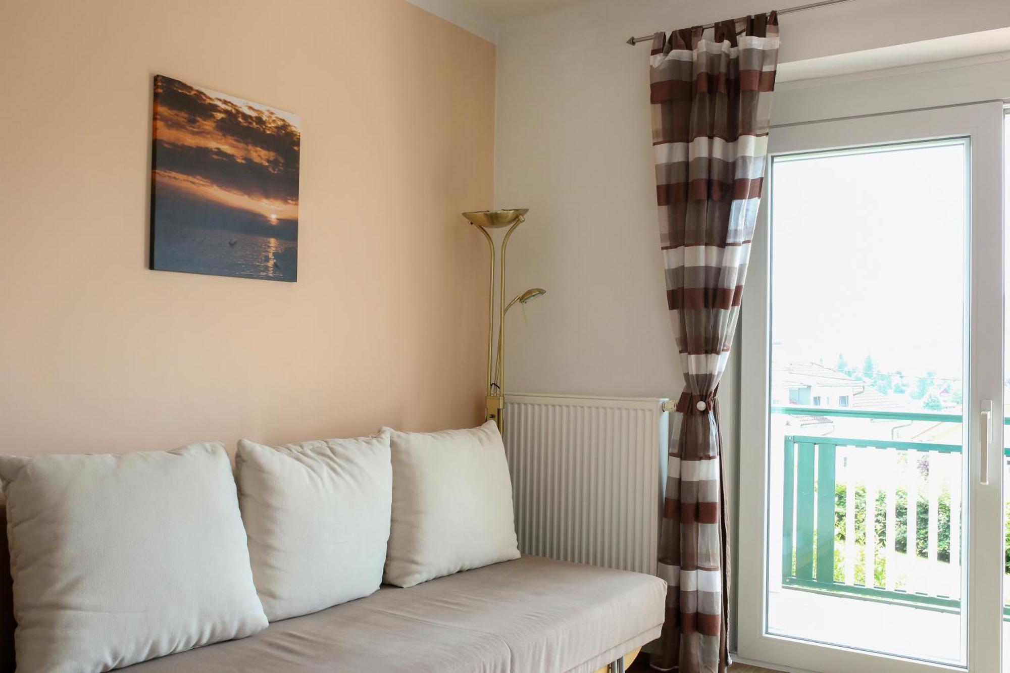 Self-Check In Apartmenthotel Seeglueck Pörtschach am Wörthersee Buitenkant foto