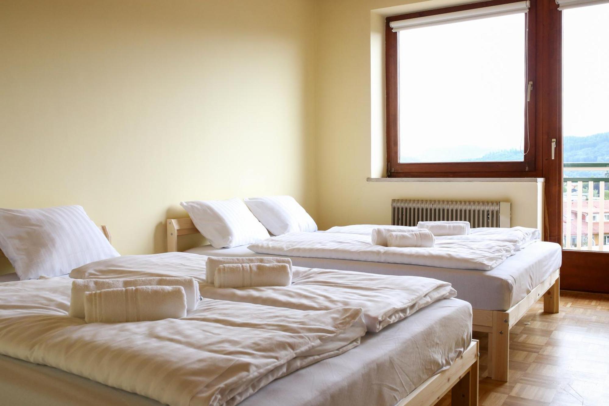 Self-Check In Apartmenthotel Seeglueck Pörtschach am Wörthersee Buitenkant foto
